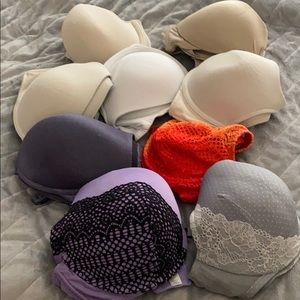 Nine cacique bra's